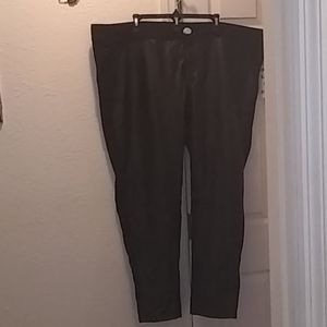 Ladies Faux Leather Pants